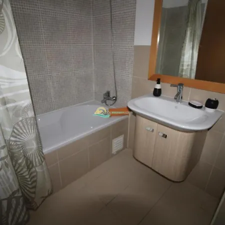 Cg105 - De - 2 Bed 2 Bath Ground Floor With Communal Pool タヴィラ